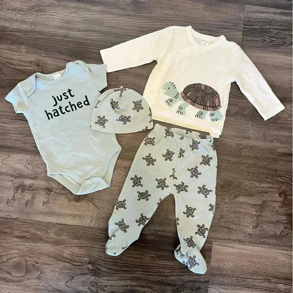 pl baby Other - FOUR PIECE SET